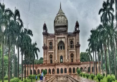 Best Survival Tips When Traveling To Delhi